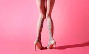 Chân chữ X ở người lớn có thể điều trị dứt điểm được không?