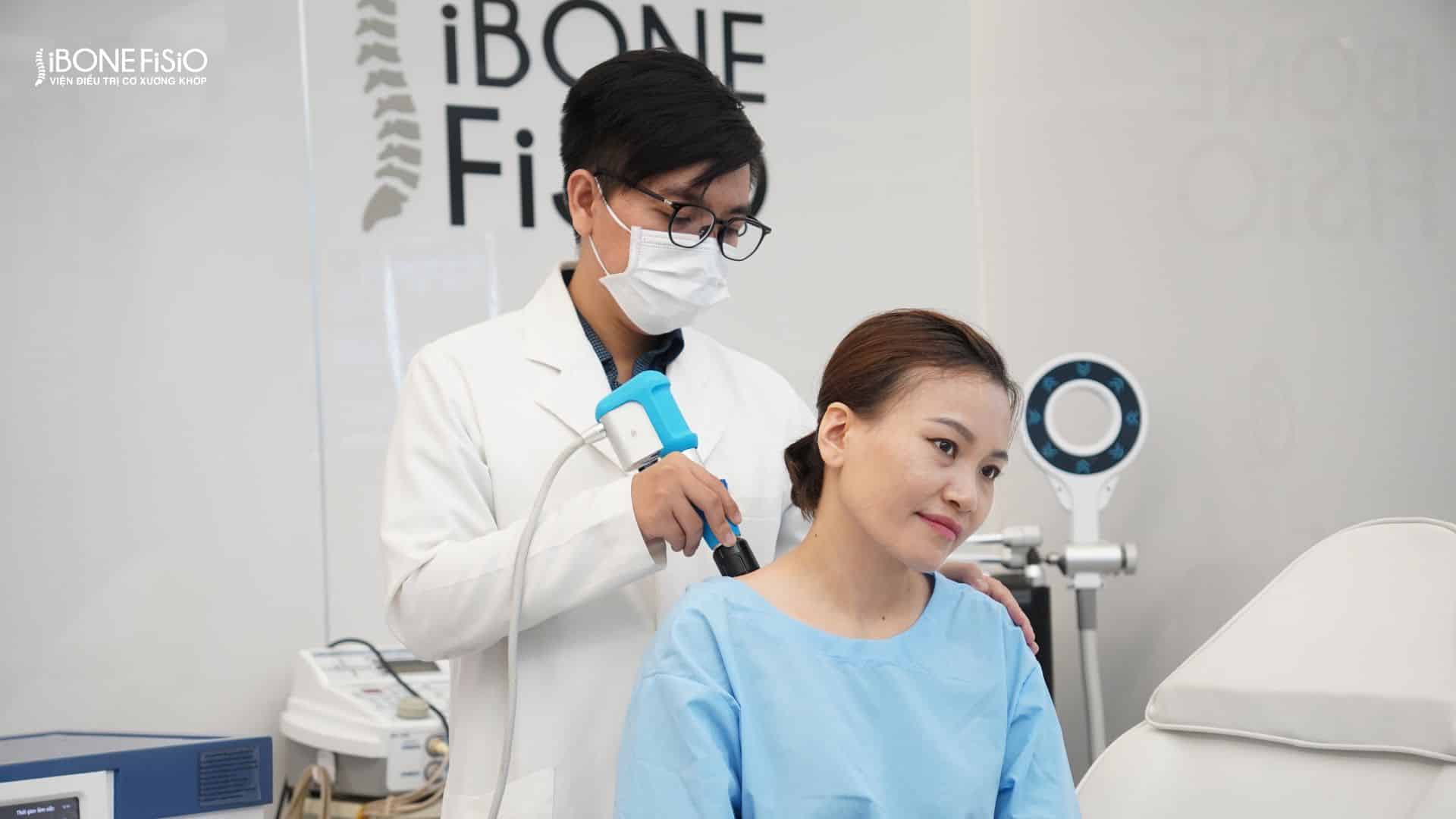 Bác sĩ Vũ Phan Thái Sơn và định hướng điều trị chuyên sâu tại iBONE FiSiO 3 Bác sĩ Vũ Phan Thái Sơn chuyên môn trong lĩnh vực cơ xương khớp