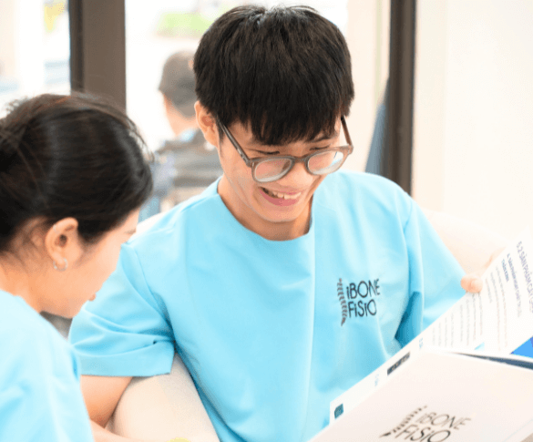 Khách hàng tại iBONE FiSiO
