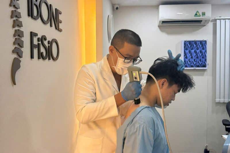 Chữa đau cổ vai gáy ở đâu an toàn và hiệu quả tại TP.HCM 7 Điều trị cổ vai gáy ở iBONE FiSiO